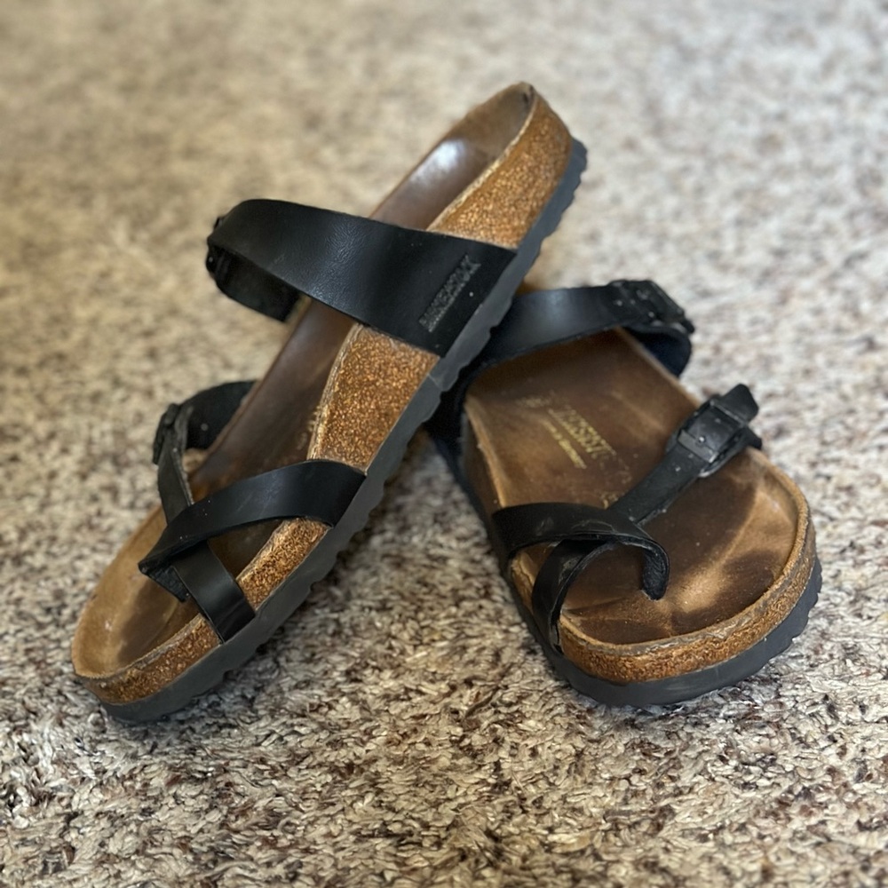 Black Birkenstocks size 39